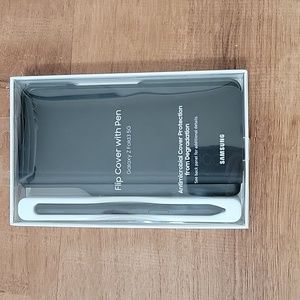 Galaxy Z Fold 5G flip cover with pen